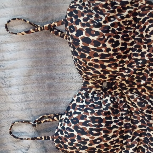 1 piece cheetah print Bathing suit - Picture 4 of 4